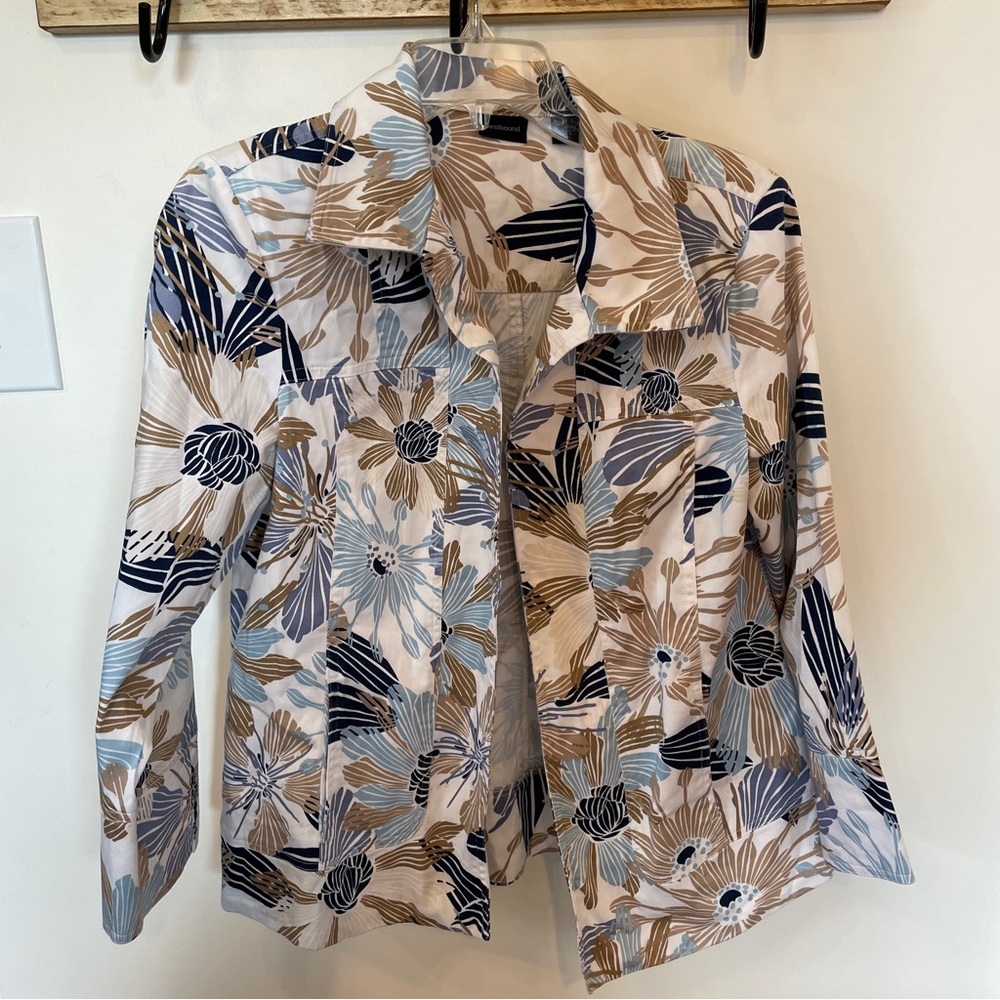Westbound Womens 3/4 sleeve Open Front Jacket Blazer White Blue Tropical Print M